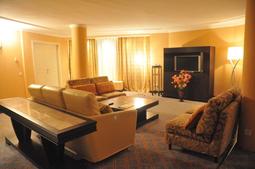 Nicon Luxury Abuja Hotel Exterior photo